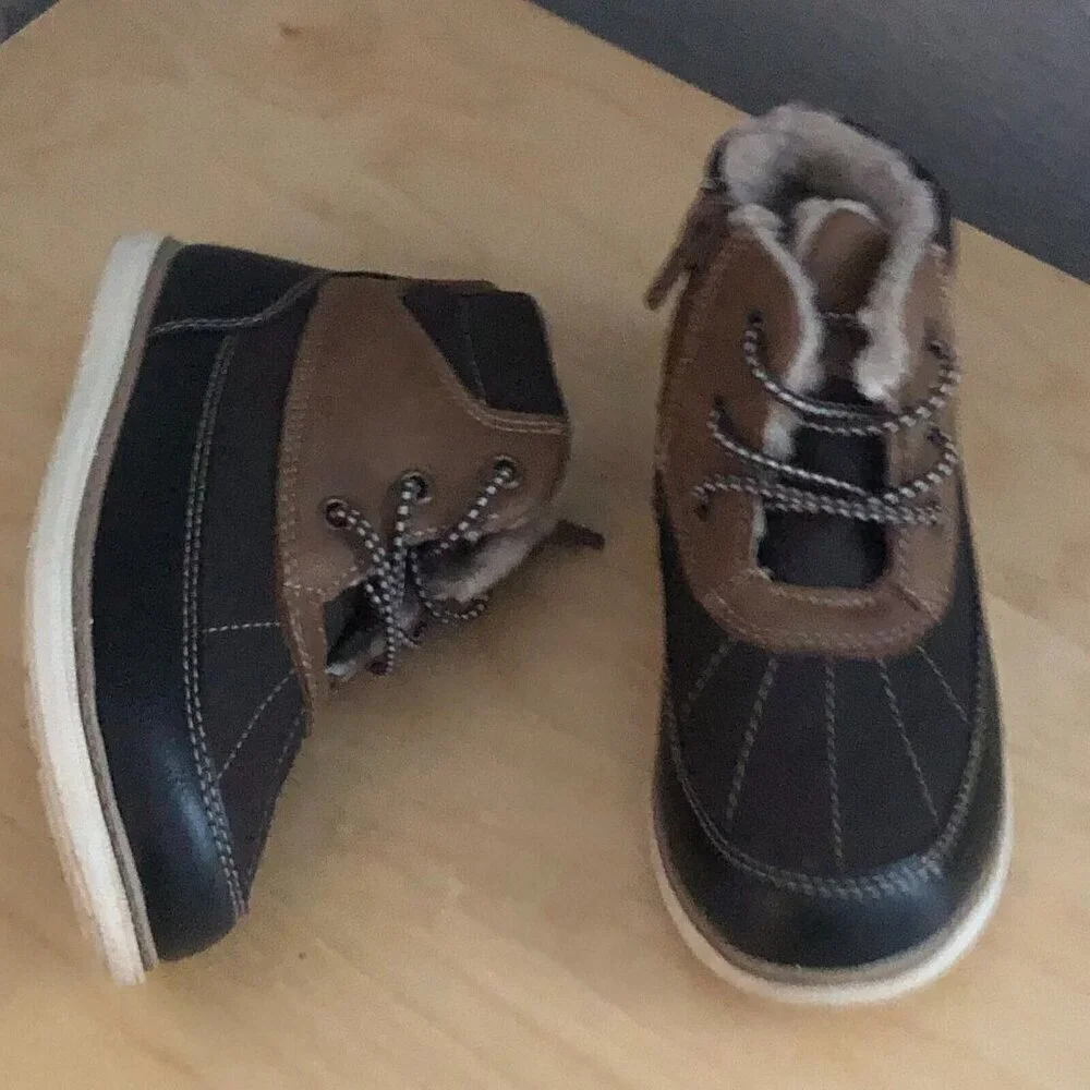 LONDON UNDERGROUND Lil Darren Boys Chukka Boots - Faux Fur Lined